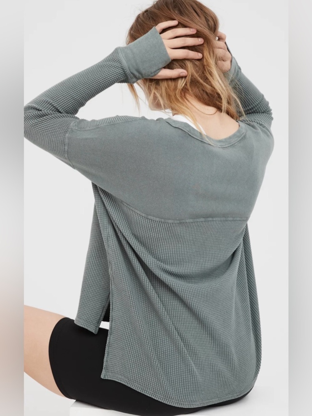 OFFLINE By Aerie Wow! Waffle Henley Oversized Long Sleeve Green Gray T-Shirt NEW - Picture 2 of 6